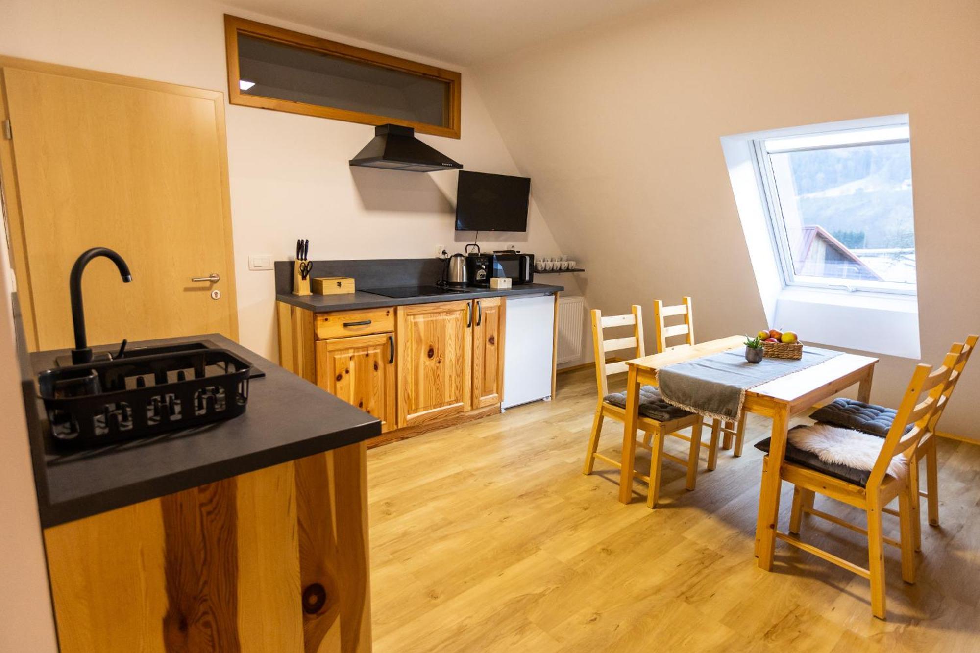 Apartmaji Pri Dravi Podvelka Exterior foto